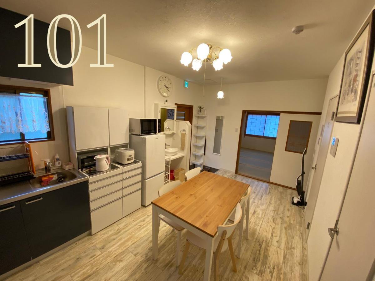 Guest House Apple Osaka Exterior photo