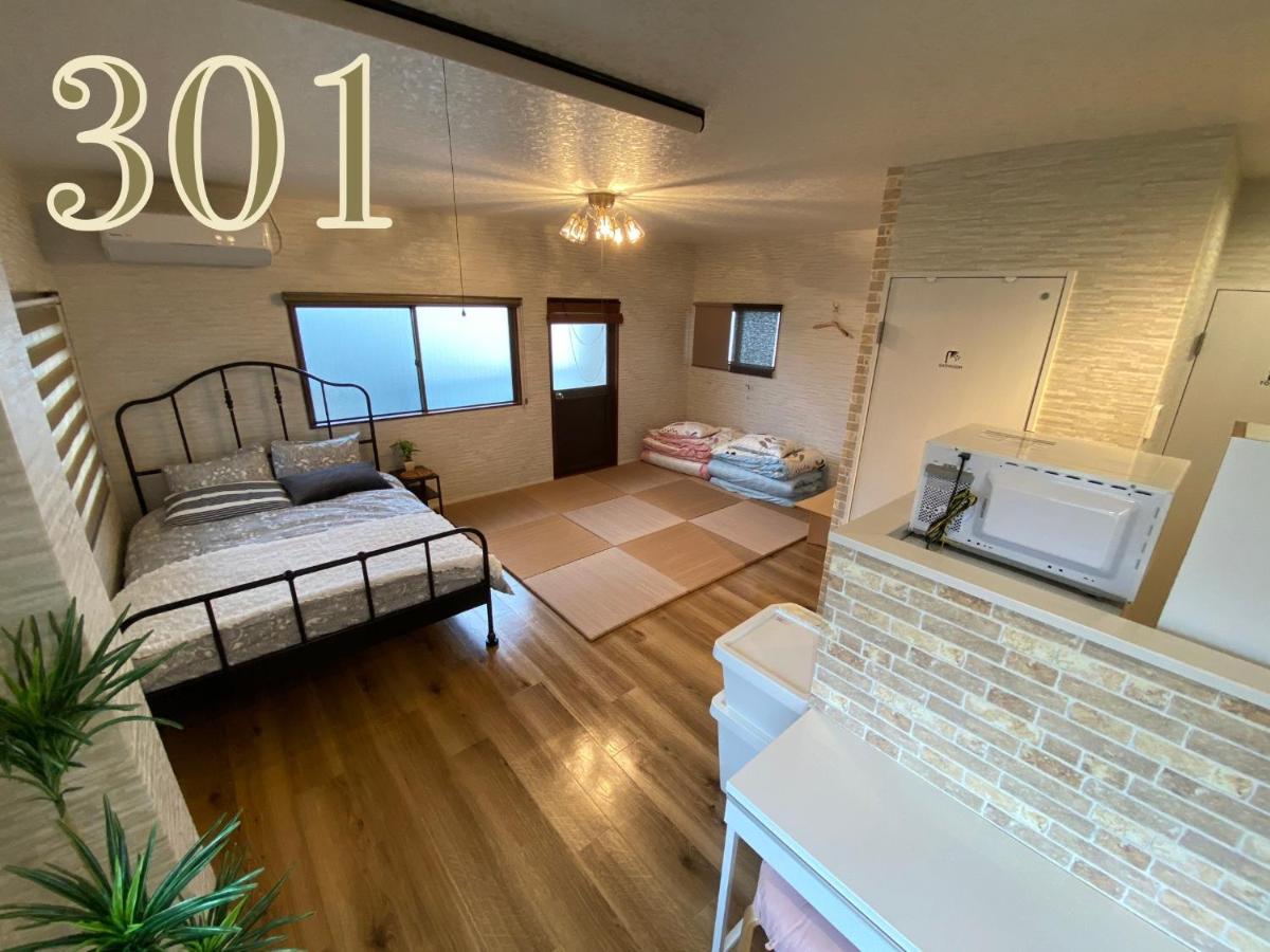 Guest House Apple Osaka Exterior photo